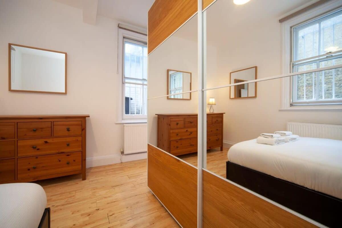 Lovely 2 Bedroom Apartment In Tooting Londres Extérieur photo