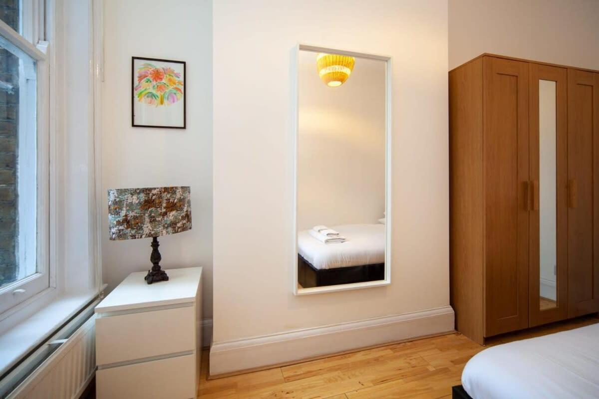 Lovely 2 Bedroom Apartment In Tooting Londres Extérieur photo